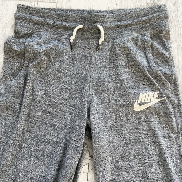 NIKE | Thin women’s joggers - Picture 4 of 4